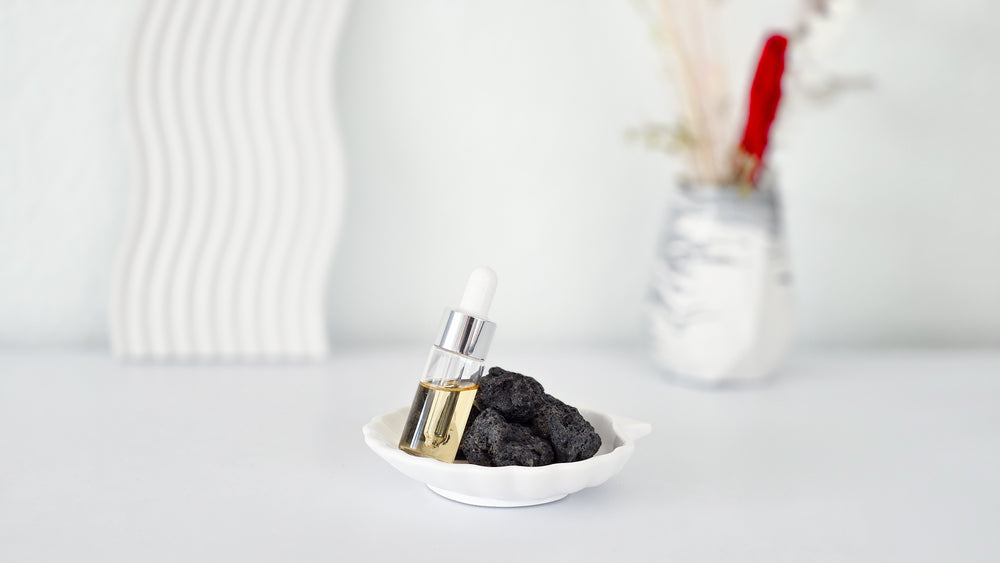 Exklusive Aroma Lavasteine (Aromadiffusor) mit einem hübschen Gipsteller als Untersatz